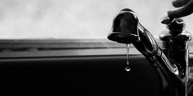 leaky-dripping-faucet